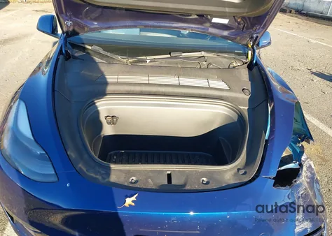 2023 Tesla Model Y Awd/Long Range Dual Motor All-Wheel Drive from USA, damaged, VIN 7SAYGDEE0PF701050